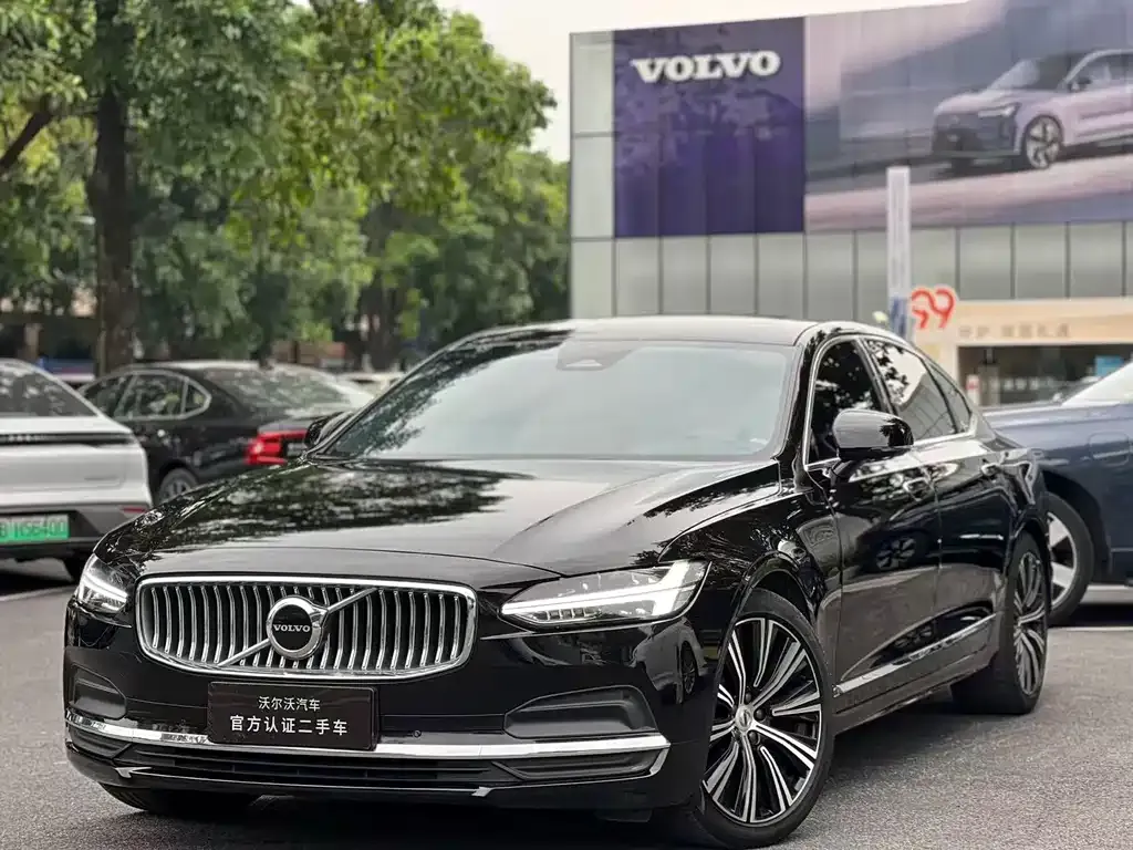 Volvo S90 2023 из CN, фото 1
