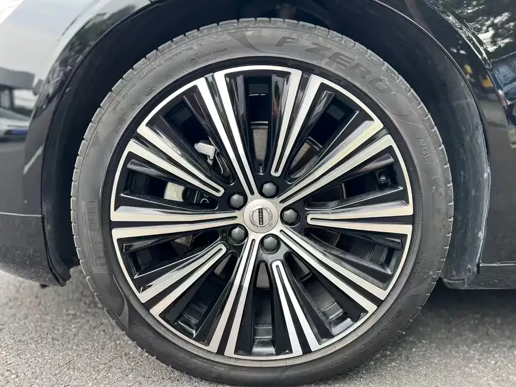 Volvo S90 2023 из CN, фото 4