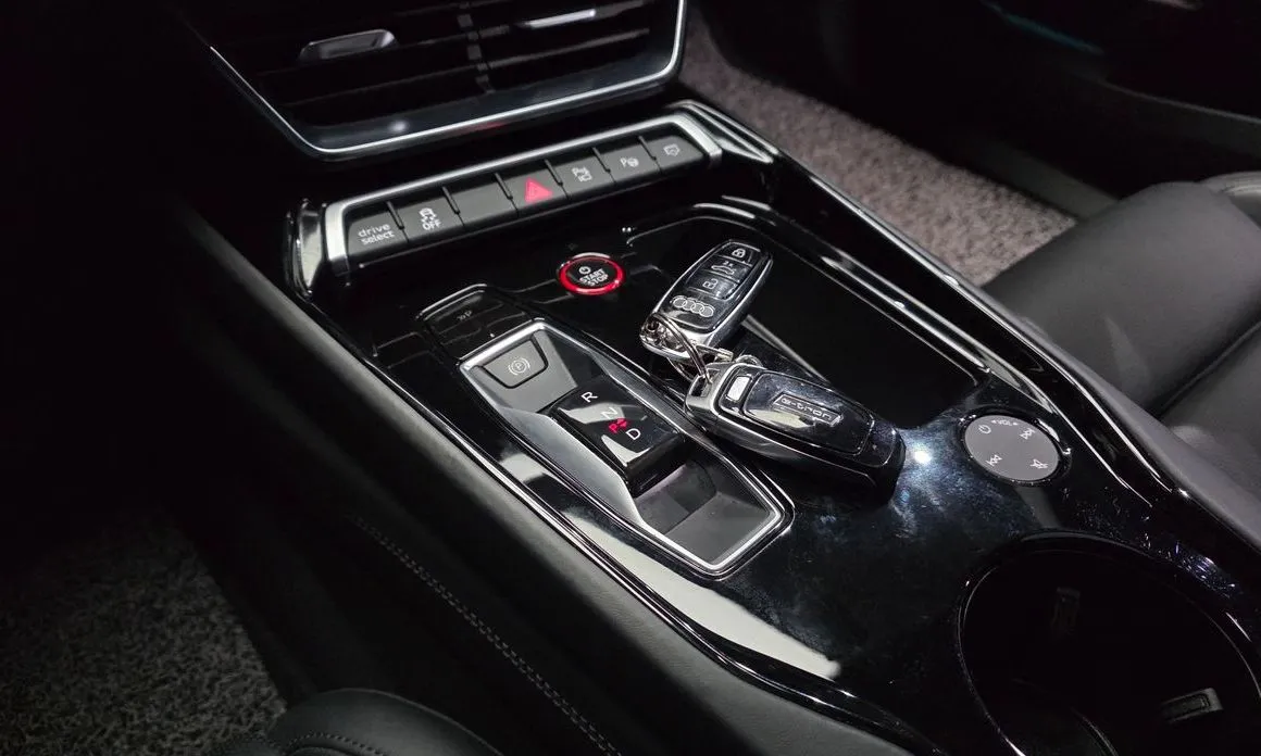 Audi e-tron GT 2022 из KR, фото 6