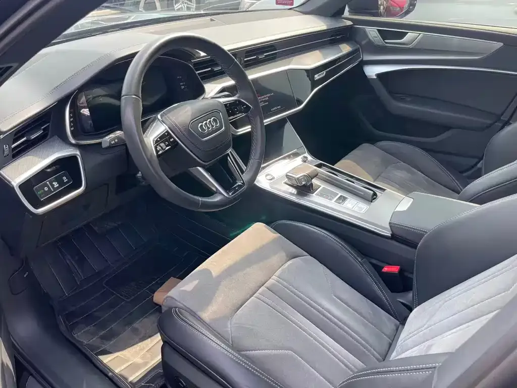 Audi A6L 2024 из CN, фото 4