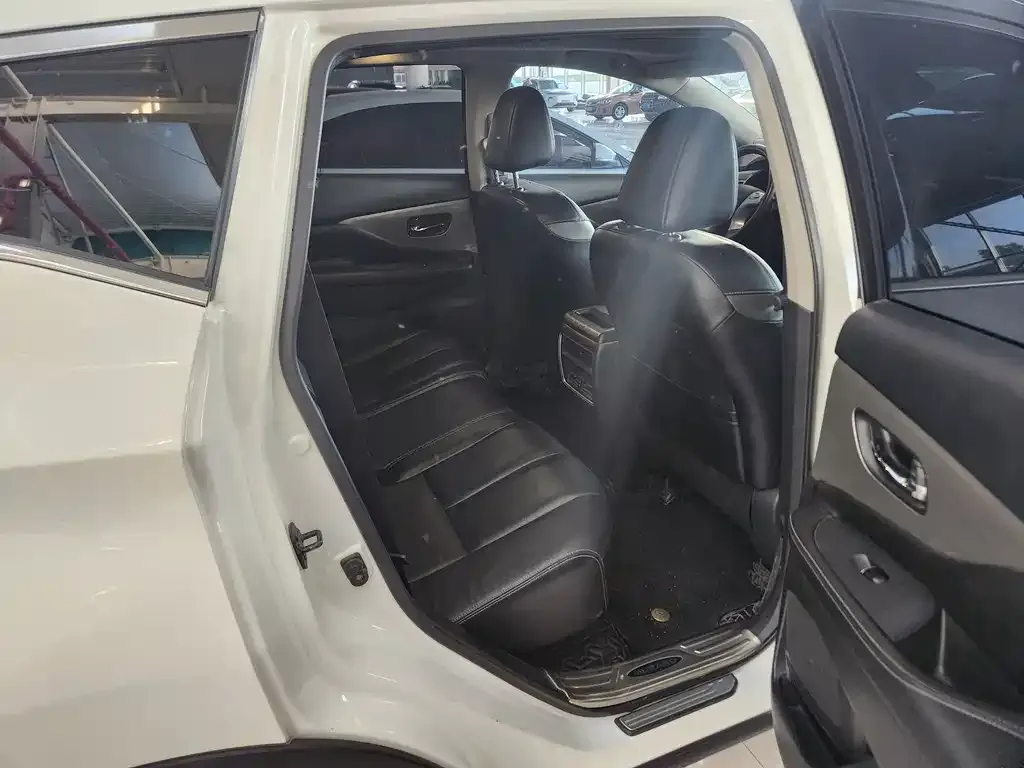 Nissan Murano 2021 из CN, фото 3