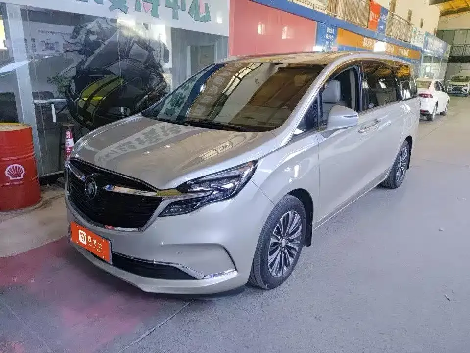 Buick GL8 2021 из CN, фото 1