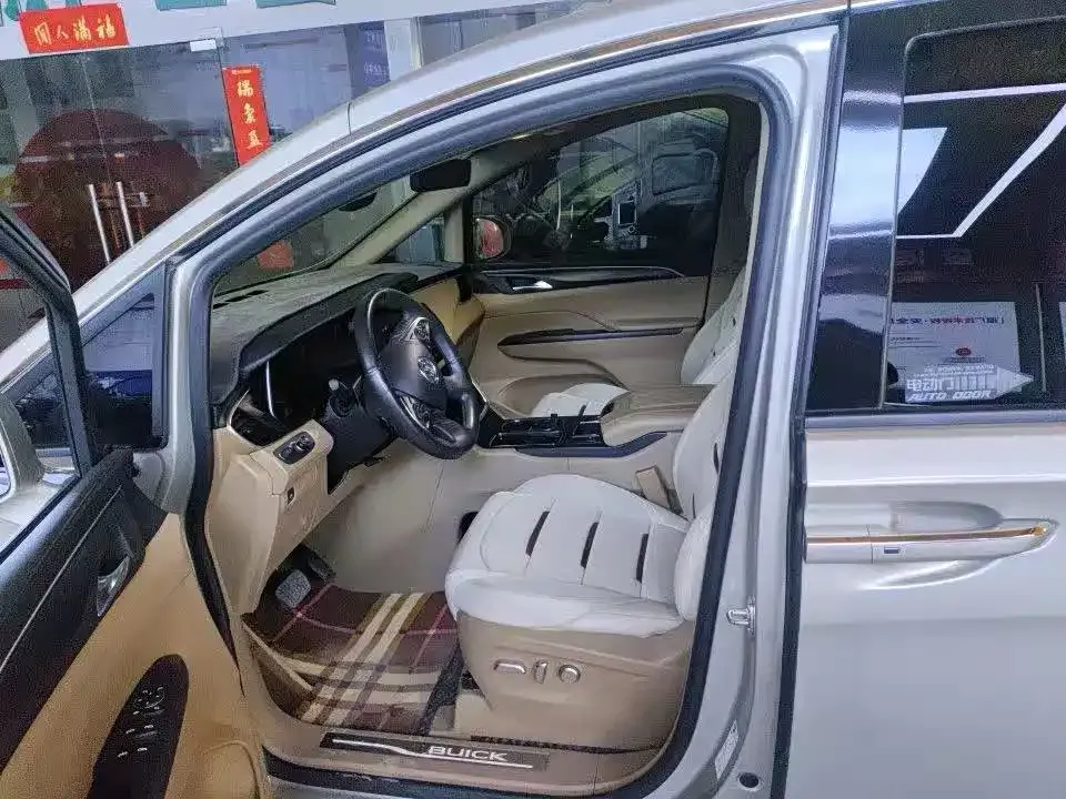 Buick GL8 2021 из CN, фото 4