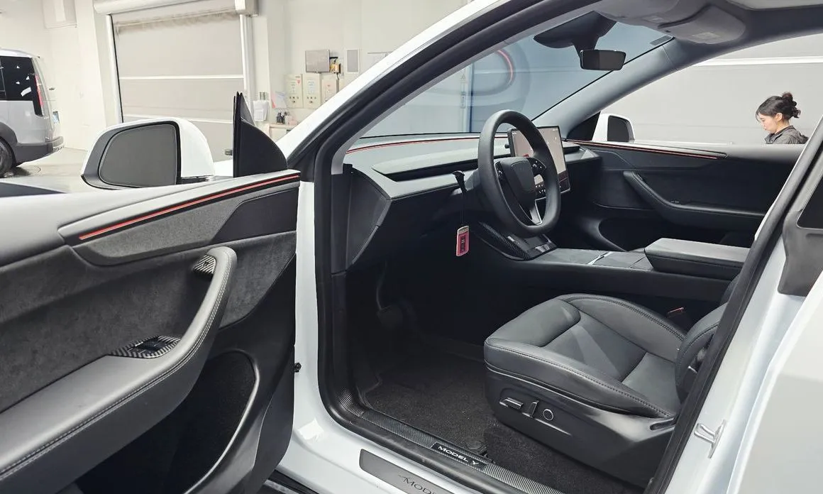 Tesla Model Y — фото 3