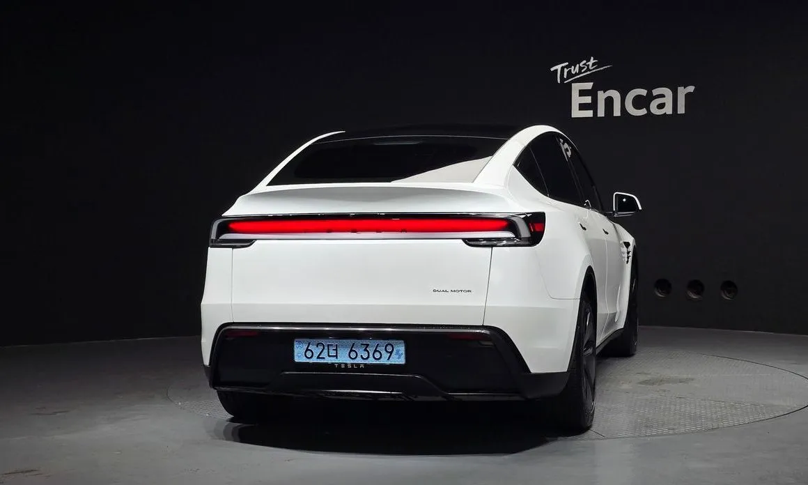 Tesla Model Y — фото 2