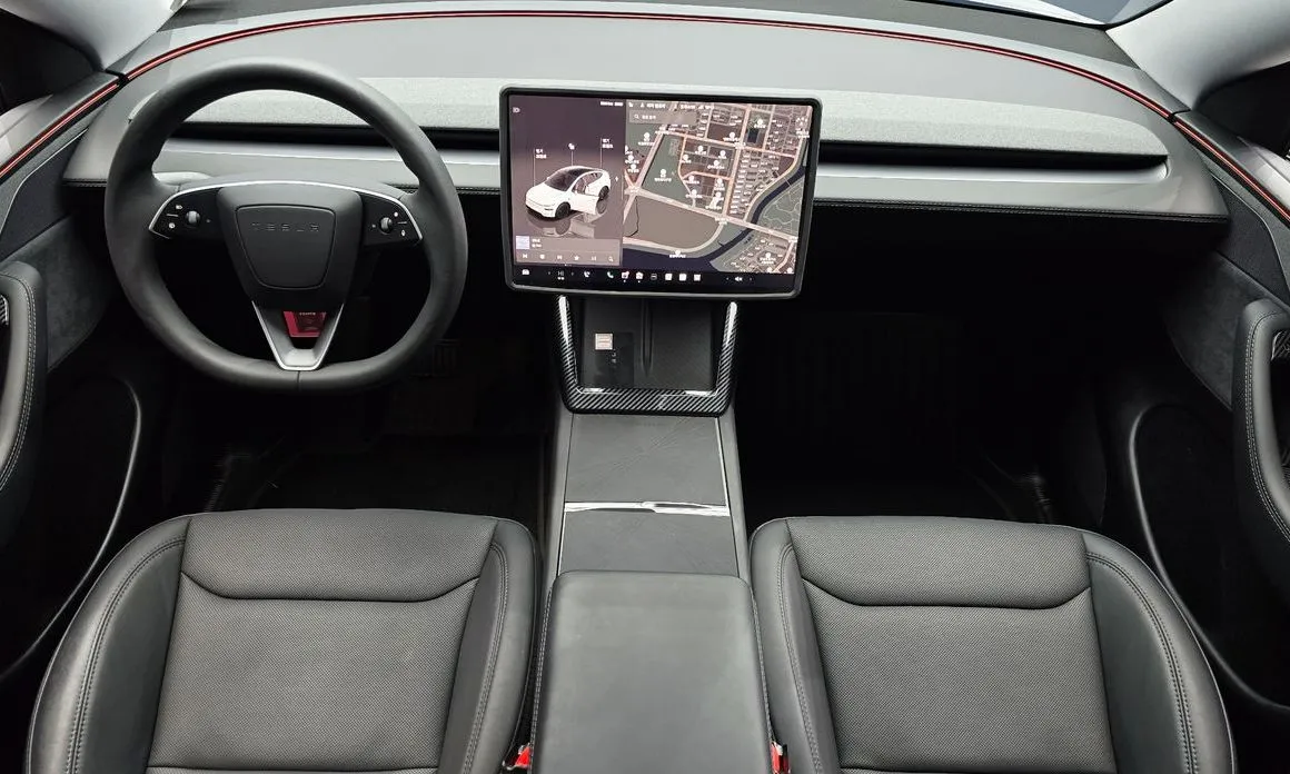 Tesla Model Y — фото 7
