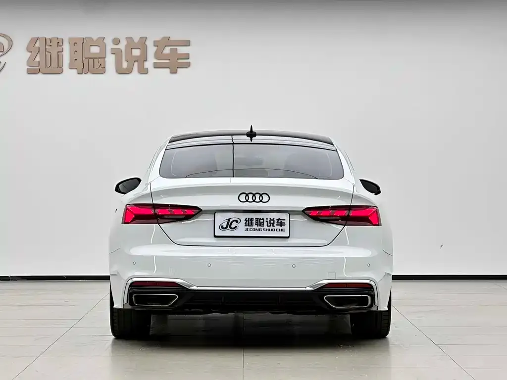 Audi A5 (Import) — фото 2