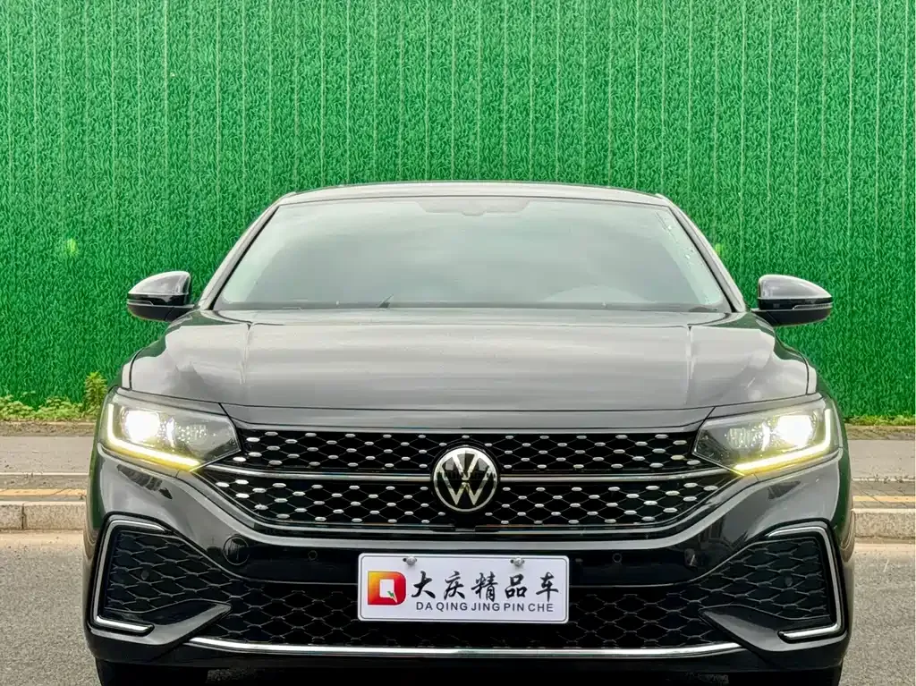Volkswagen Passat — фото 9