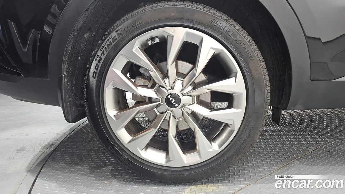 Kia Sorento — фото 9
