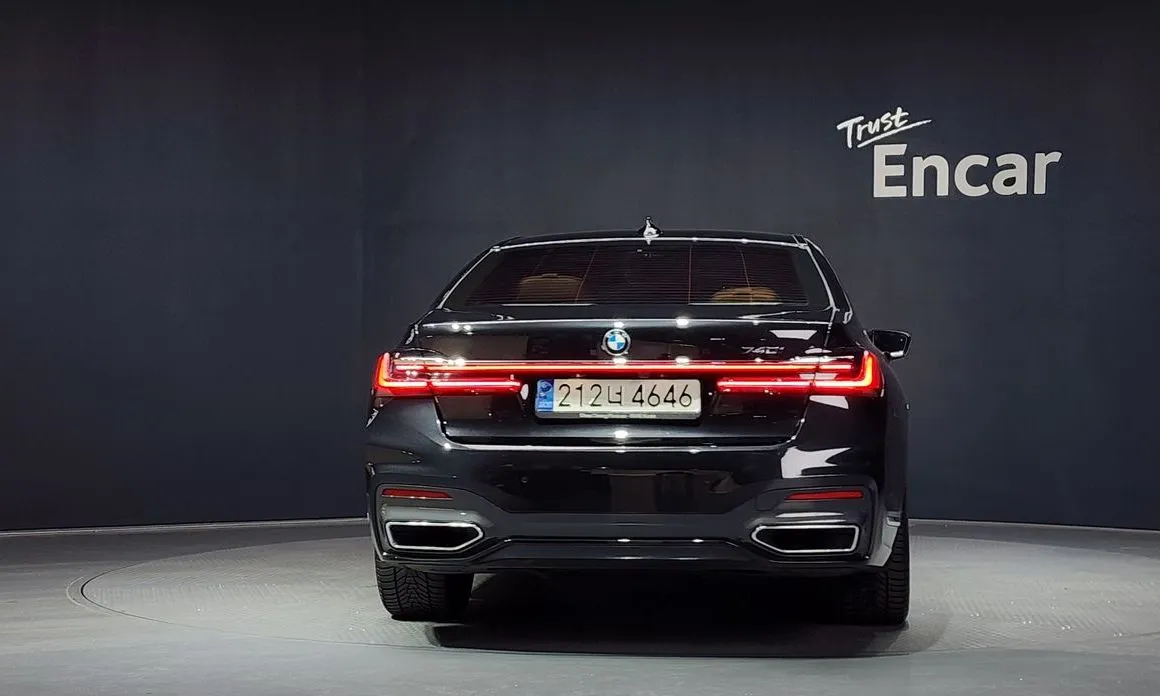 BMW 7-Series 2022 из KR, фото 2