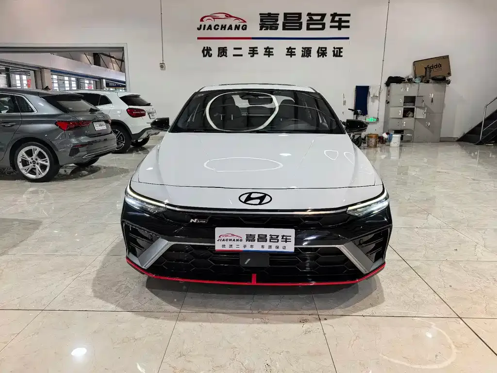 Hyundai Elantra 2023 из CN, фото 4