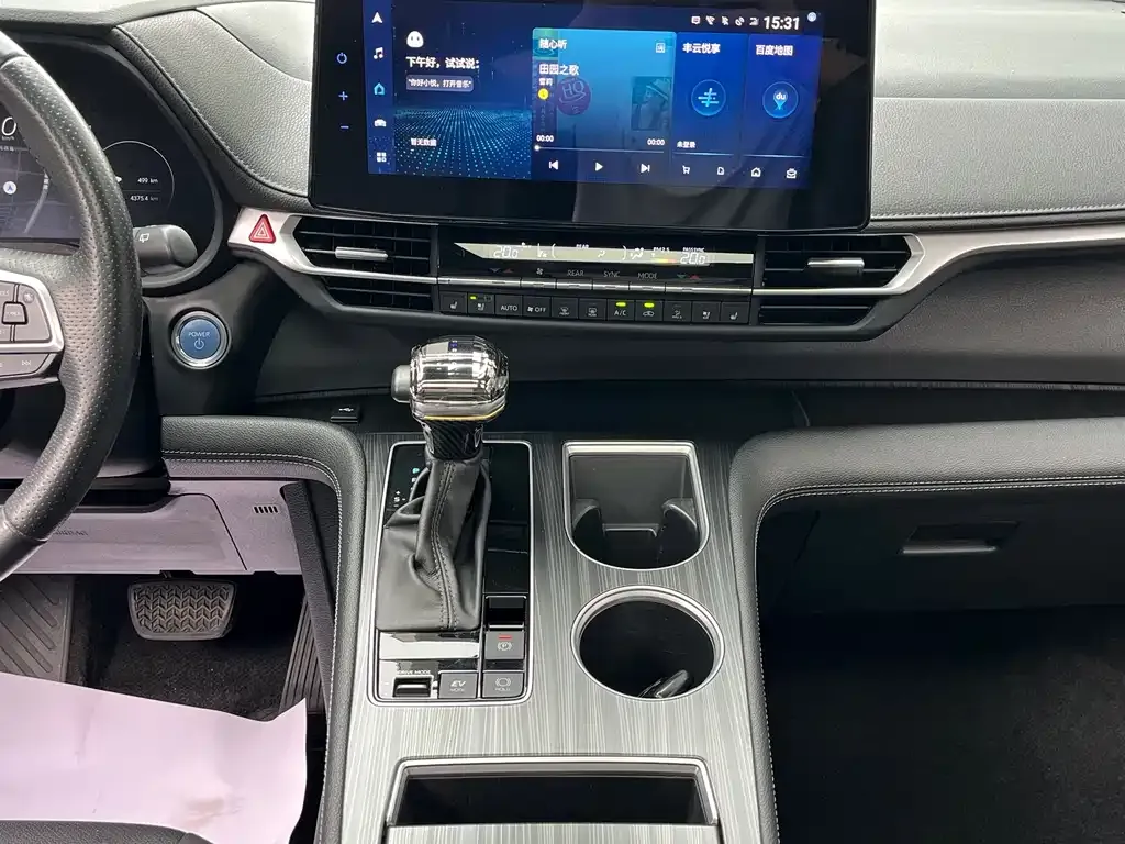 Toyota Sienna 2022 из CN, фото 3
