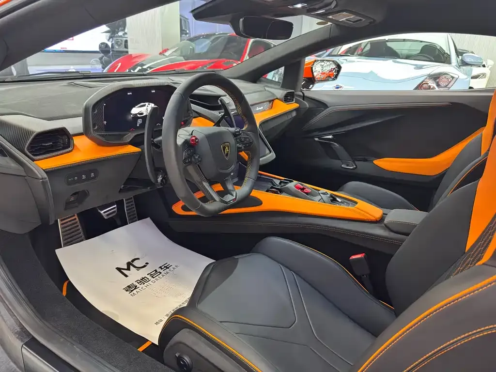 Lamborghini Revuelto 2026 из CN, фото 4