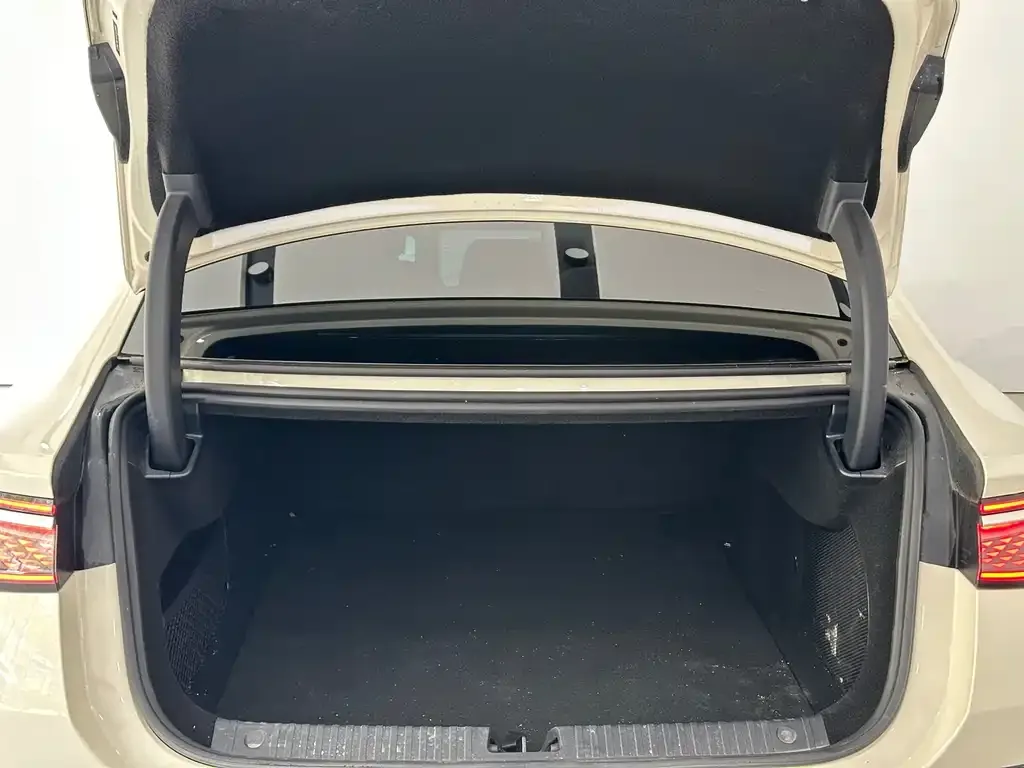 BYD Seal 07 DM-i 2025 из CN, фото 10