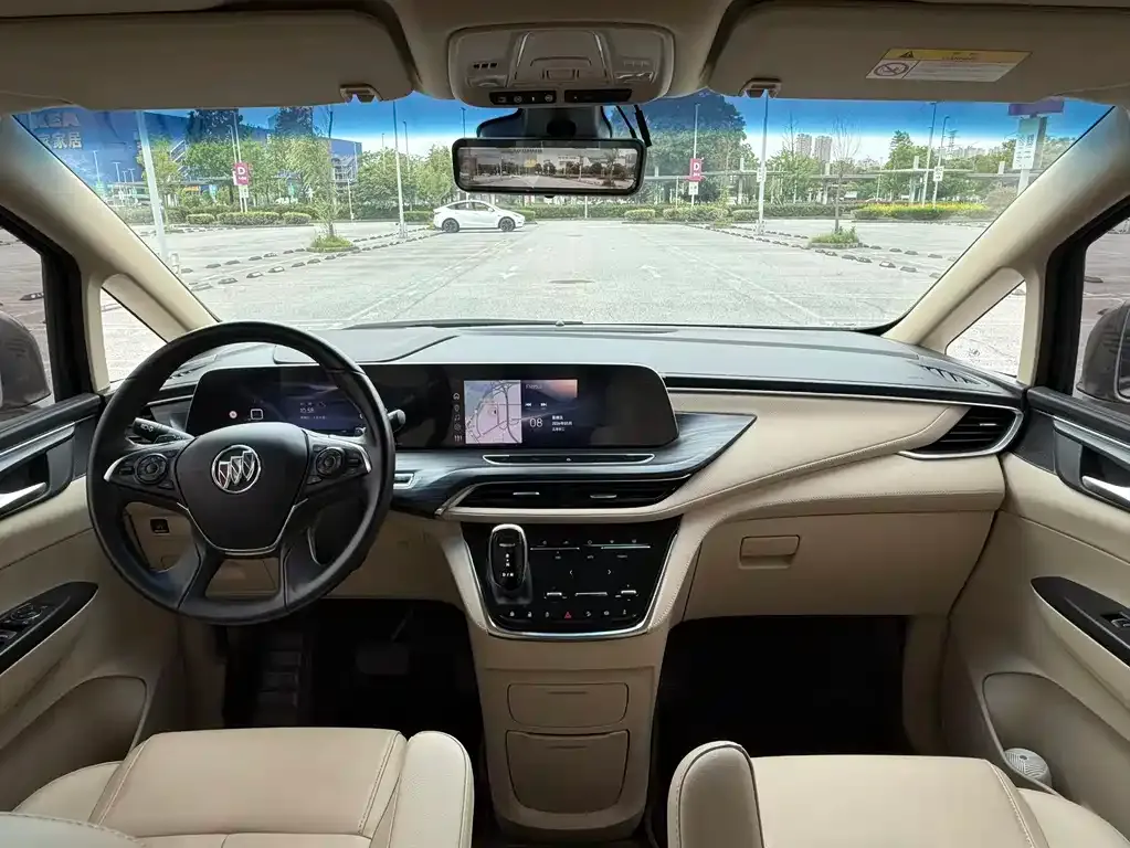 Buick GL8 2023 из CN, фото 2
