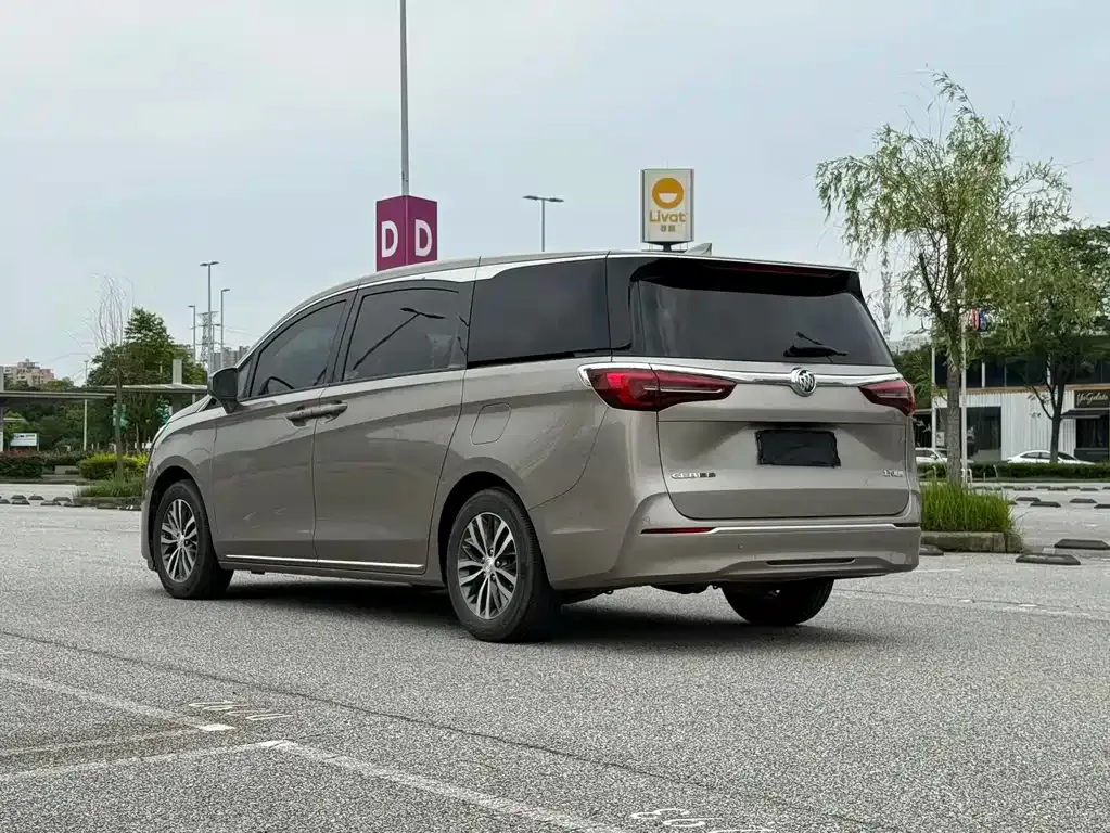 Buick GL8 2023 из CN, фото 7