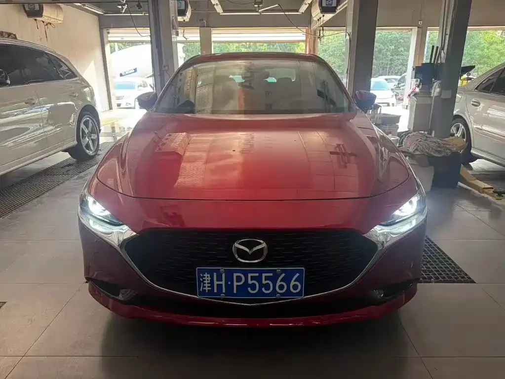 Mazda 3 Axela 2021 из CN, фото 5