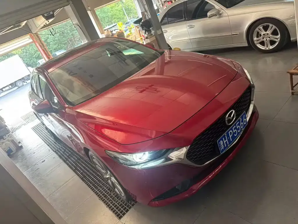 Mazda 3 Axela 2021 из CN, фото 7