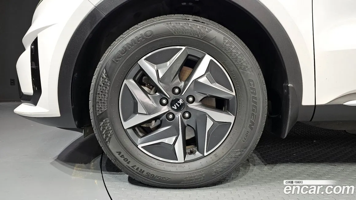 Kia Sorento — фото 9
