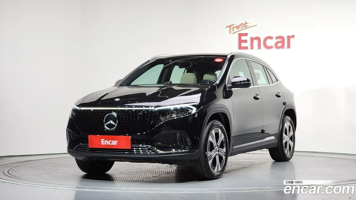 Mercedes-Benz EQA — фото 1
