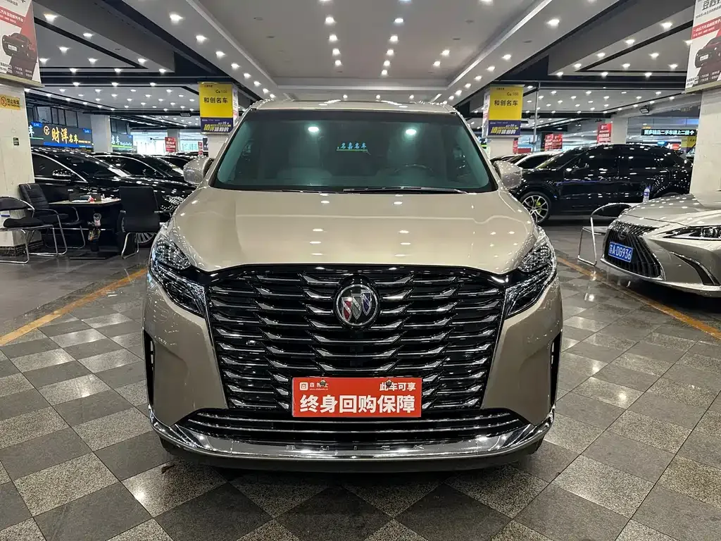 Buick GL8 2023 из CN, фото 6