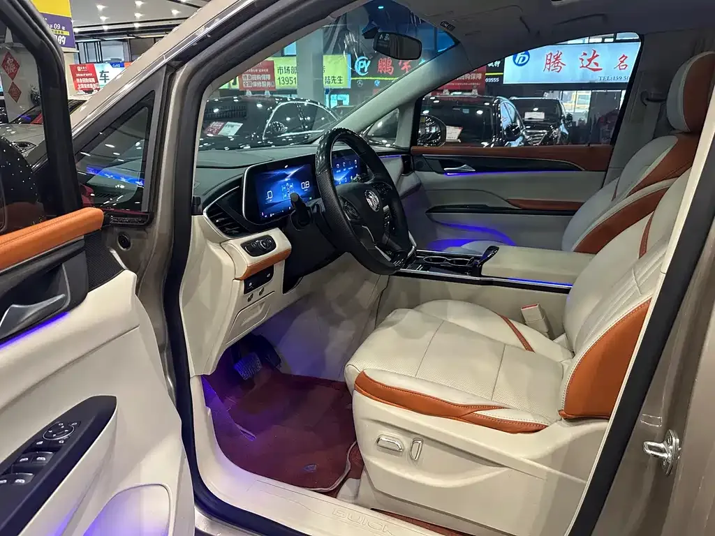 Buick GL8 2023 из CN, фото 9
