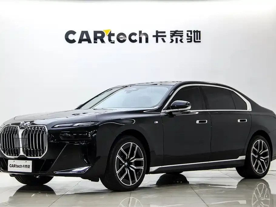 BMW 7 Series 2026 из CN, фото 1