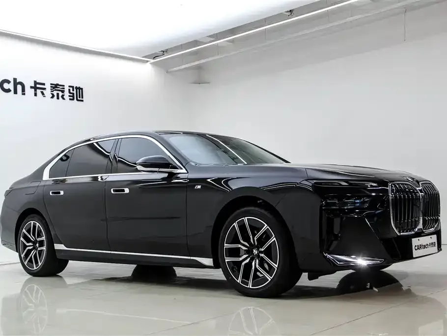 BMW 7 Series 2026 из CN, фото 3