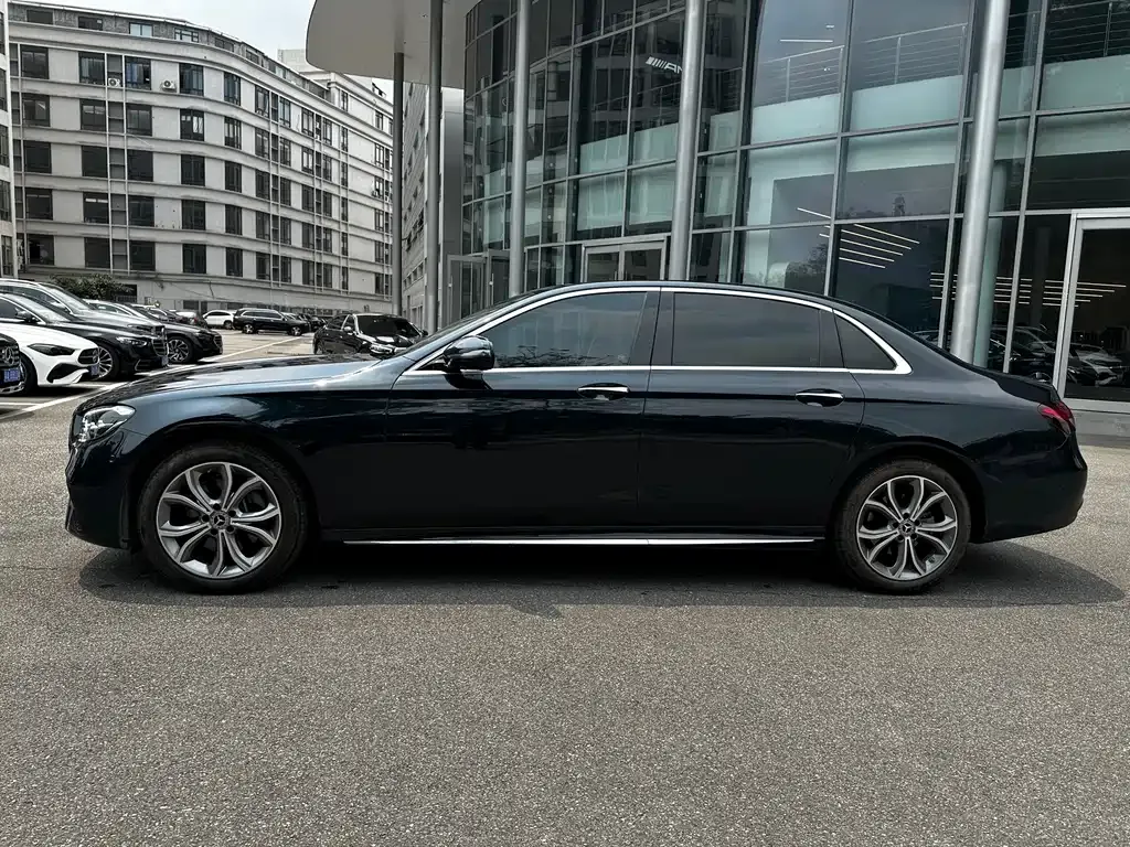 Mercedes-Benz E-Class 2023 из CN, фото 9