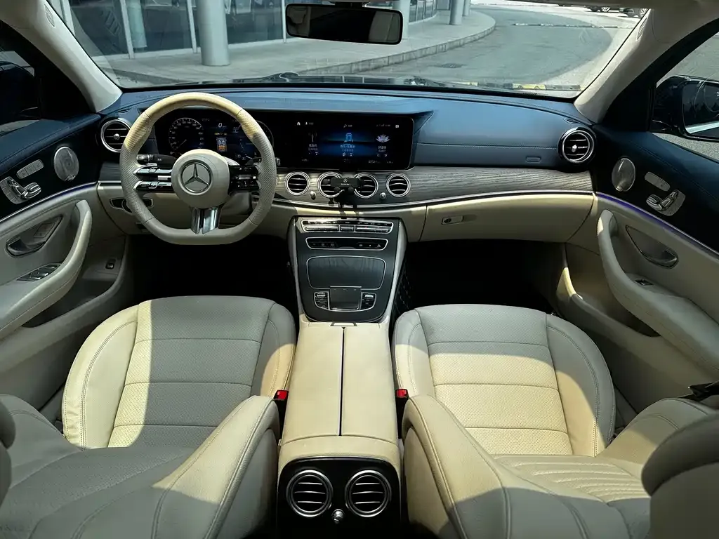 Mercedes-Benz E-Class 2023 из CN, фото 3