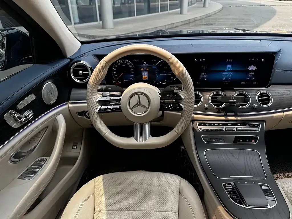 Mercedes-Benz E-Class 2023 из CN, фото 8