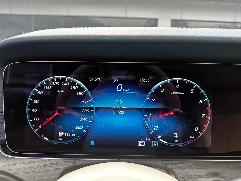 Mercedes-Benz E-Class 2023 из CN, фото 6