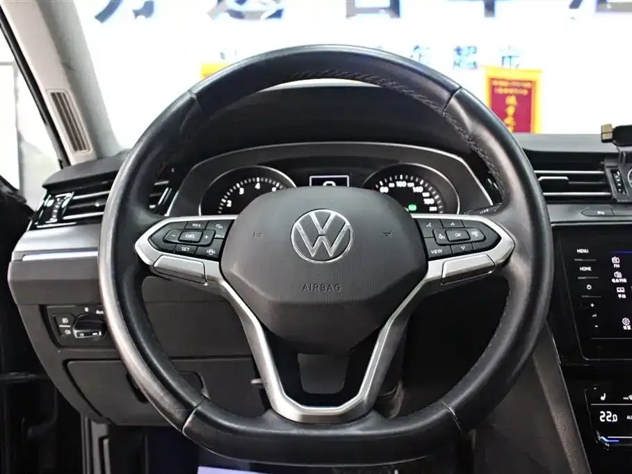 Volkswagen Magotan 2022 из CN, фото 2