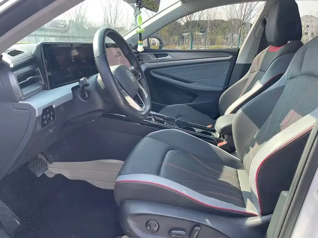 Volkswagen Lamando 2023 из CN, фото 3