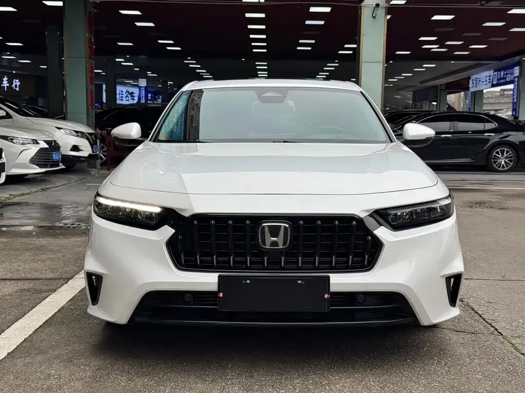 Honda Inspire 2023 из CN, фото 4