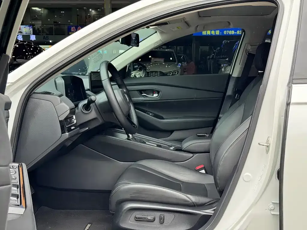 Honda Inspire 2023 из CN, фото 6
