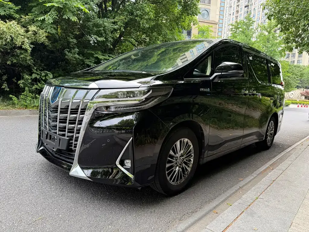 Toyota Alphard 2022 из CN, фото 1