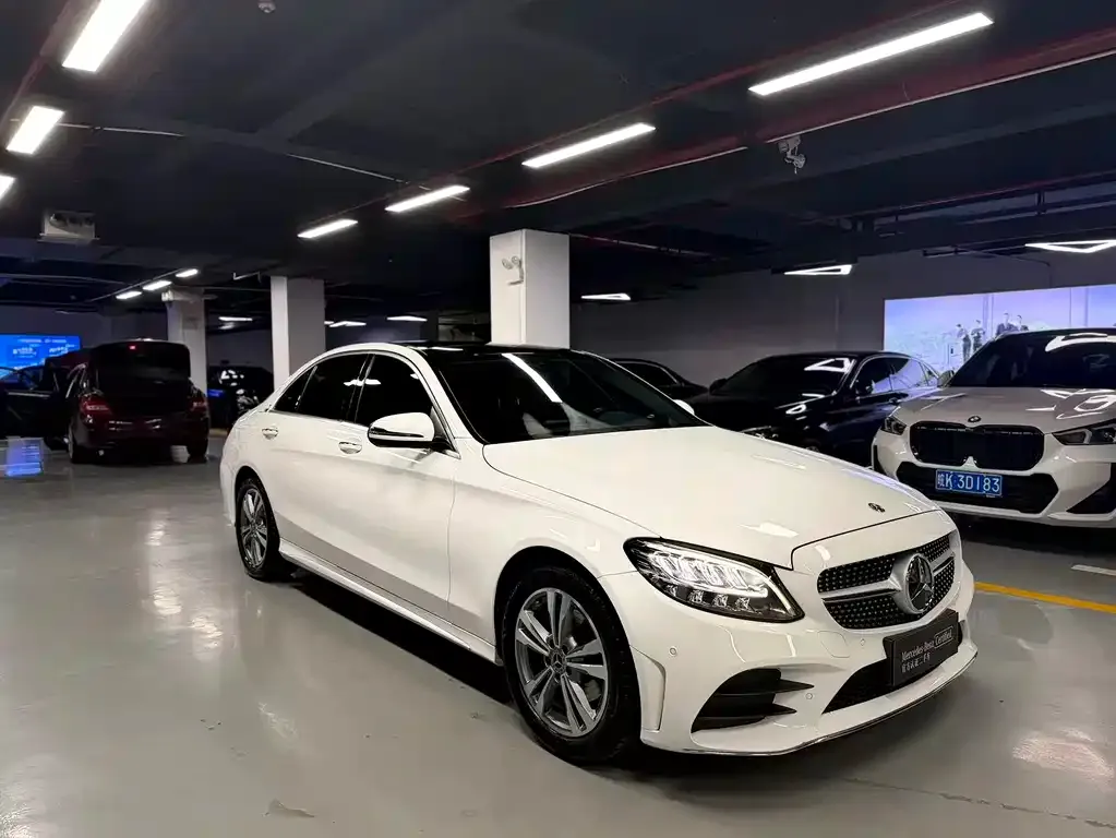 Mercedes-Benz C-Class — фото 4