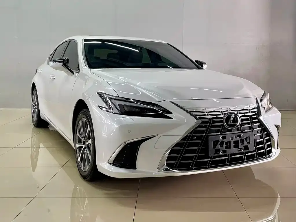 Lexus ES 2026 из CN, фото 10