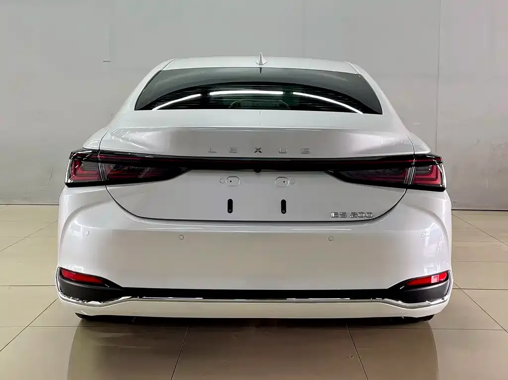 Lexus ES 2026 из CN, фото 9