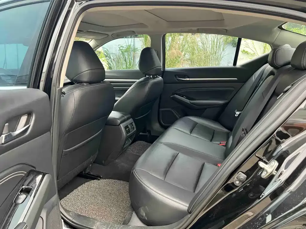 Nissan Teana 2023 из CN, фото 4