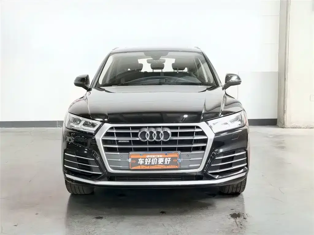 Audi Q5L 2021 из CN, фото 3
