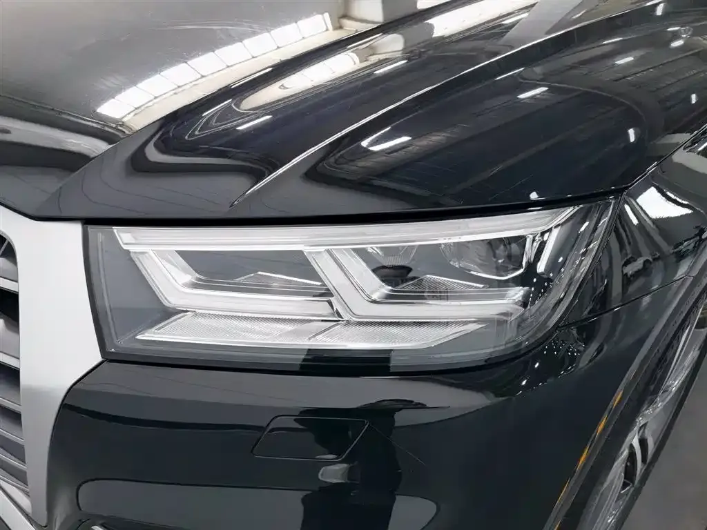 Audi Q5L 2021 из CN, фото 7