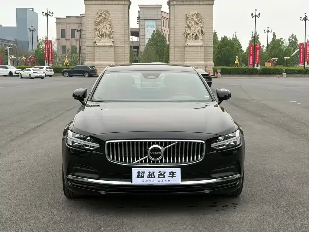 Volvo S90 — фото 8