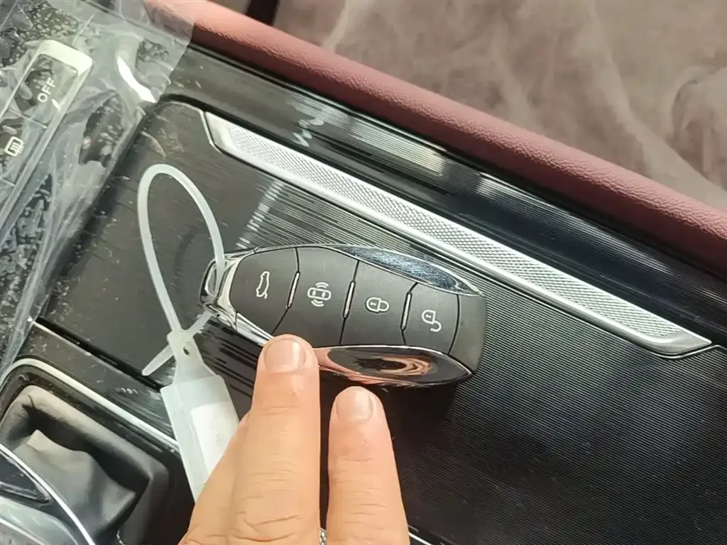 Hongqi H5 2026 из CN, фото 10