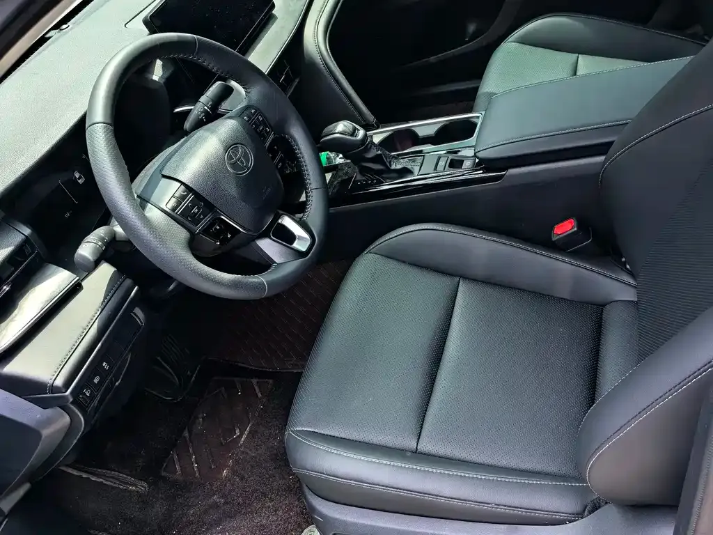 Toyota Camry 2026 из CN, фото 8