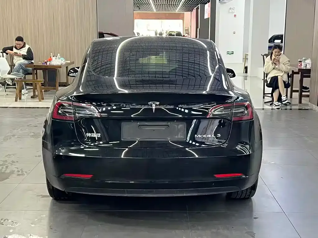 Tesla Model 3 2023 из CN, фото 7