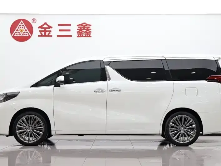 Toyota Alphard 2022 из CN, фото 5
