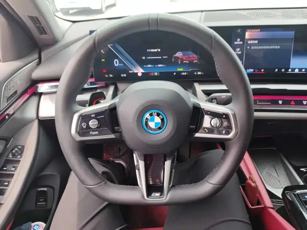 BMW i5 2024 из CN, фото 6
