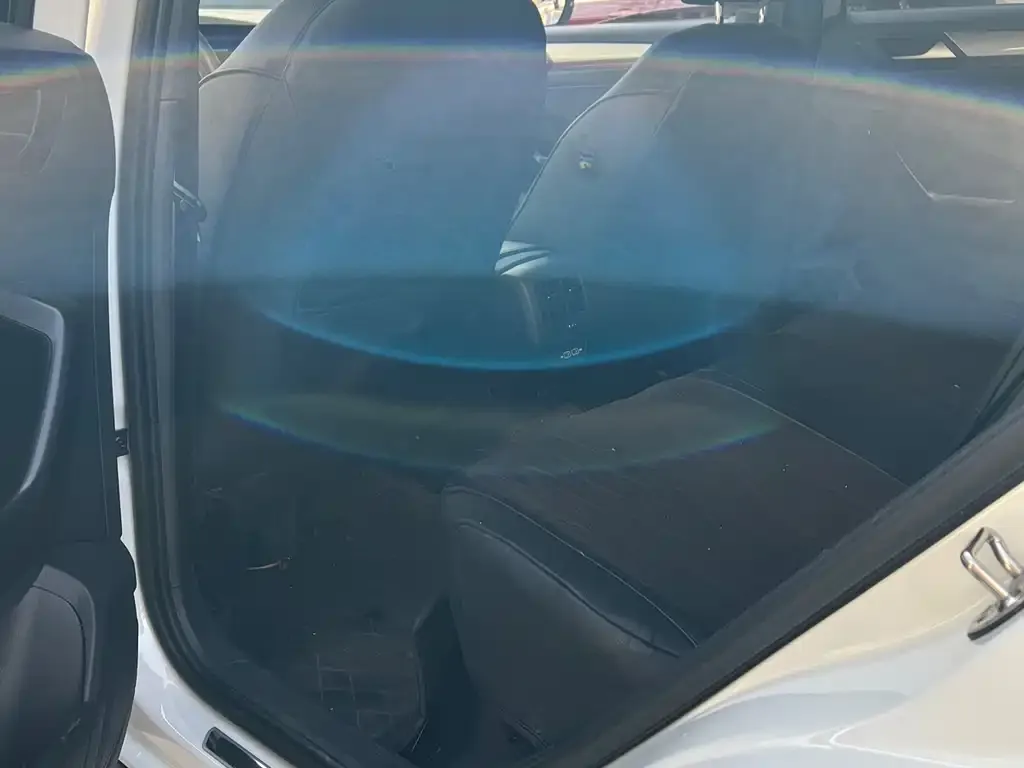 Volkswagen T-Roc 2023 из CN, фото 2